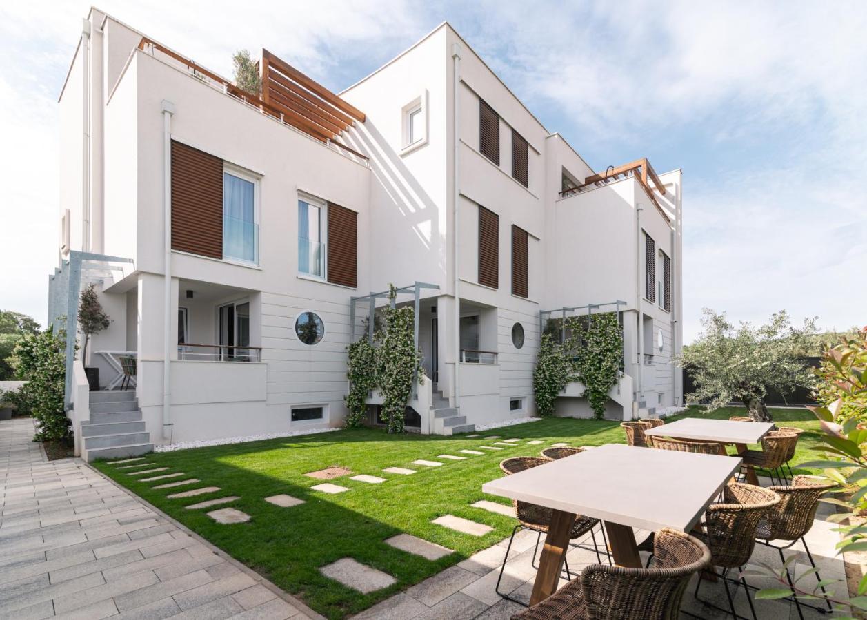 O'Live Residence - Designer Suites Bibinje Exteriér fotografie